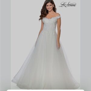 NEW La Femme White 28598 Sheer Floral Off The Shoulder Ball Bride Gown Dress 2